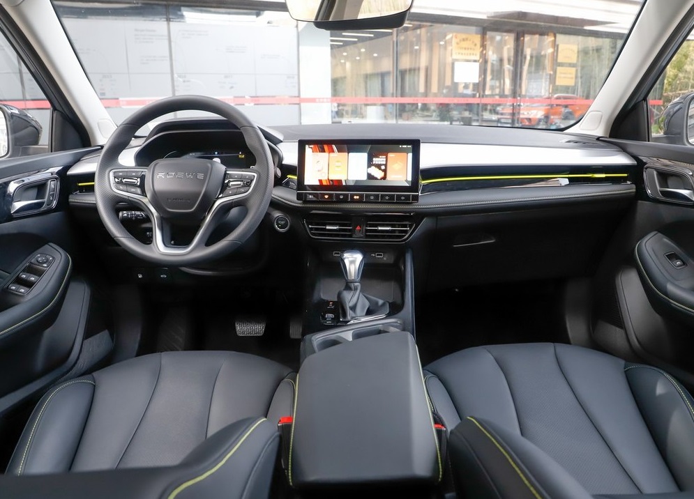 代步刚需家轿选这三款准没错,家用车选这三款准没错