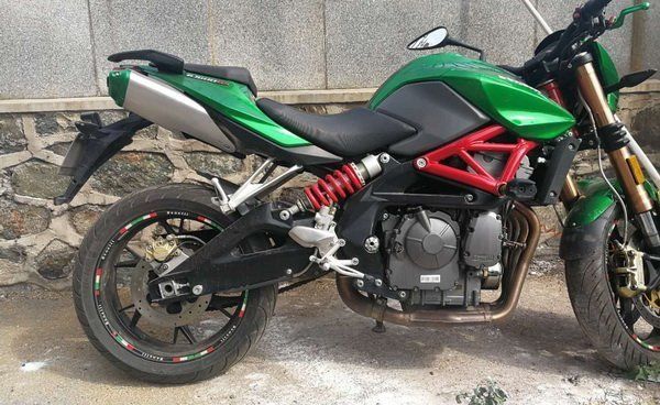 黄龙600与nk650摩博会压弯,nk650与黄龙600