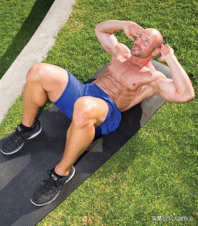 练不出腹肌如何调整饮食,怎么练腹肌腹肌会明显