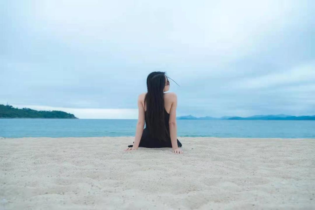 女明星直播被骂回怼,又一知名女星直播翻车