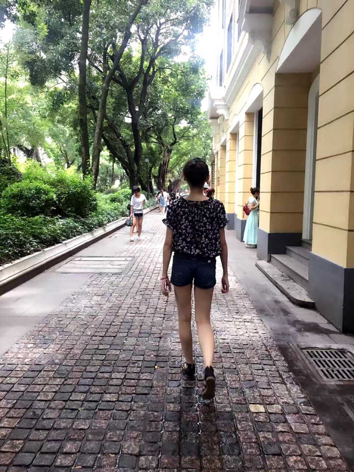 什么样的腿才叫长腿,什么样的腿才是细腿