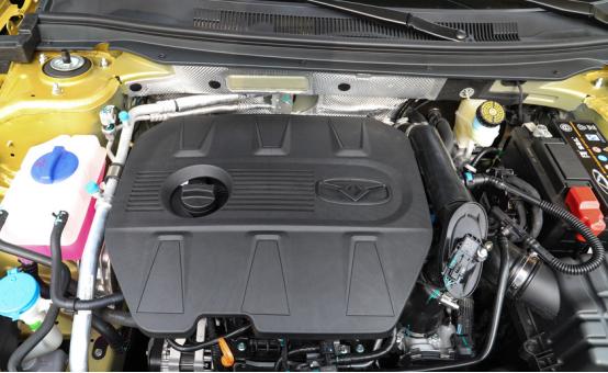 奇瑞凯翼轩度手动挡测试,奇瑞6.99万最新车