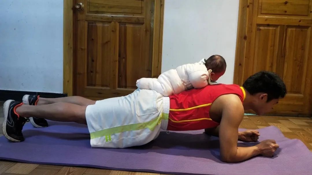 湖北这所乡村小学全年体育装备已安排！奥运冠军接力转发撑起爱~