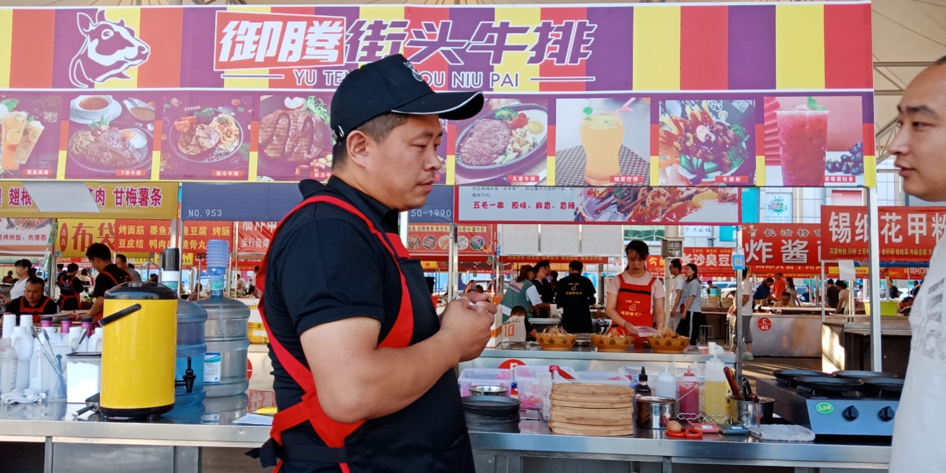 街头牛排加盟店10大品牌,加盟深夜牛排店