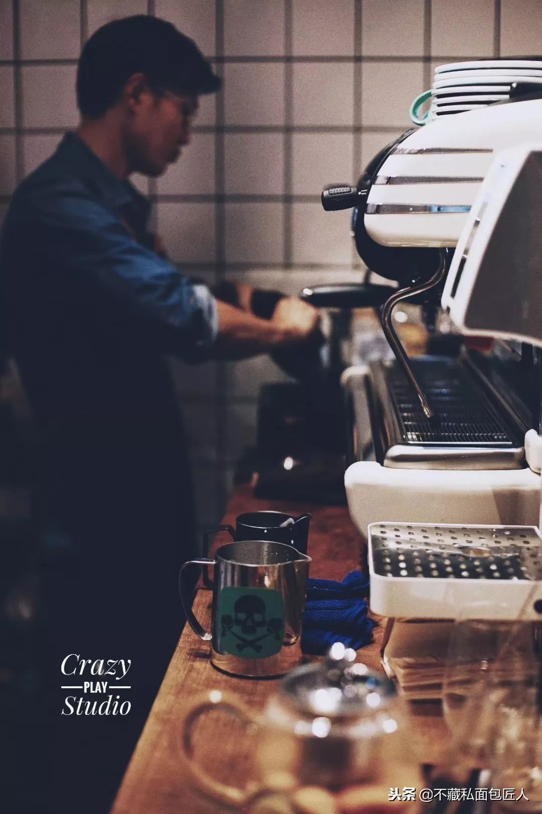 这位面包师“不务正业”,却做得一手好面包