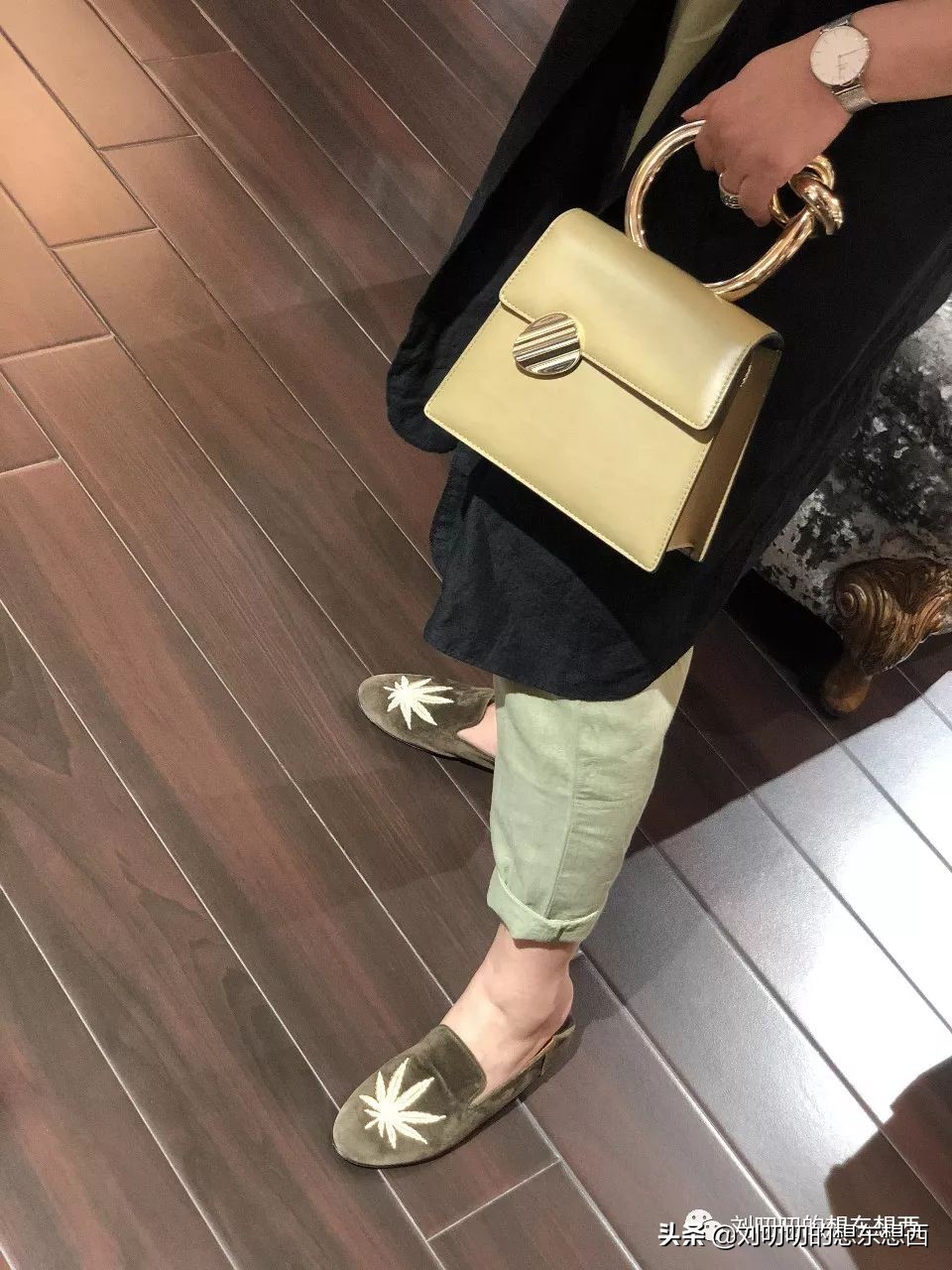 职场ol装搭配图片,一日一look造型