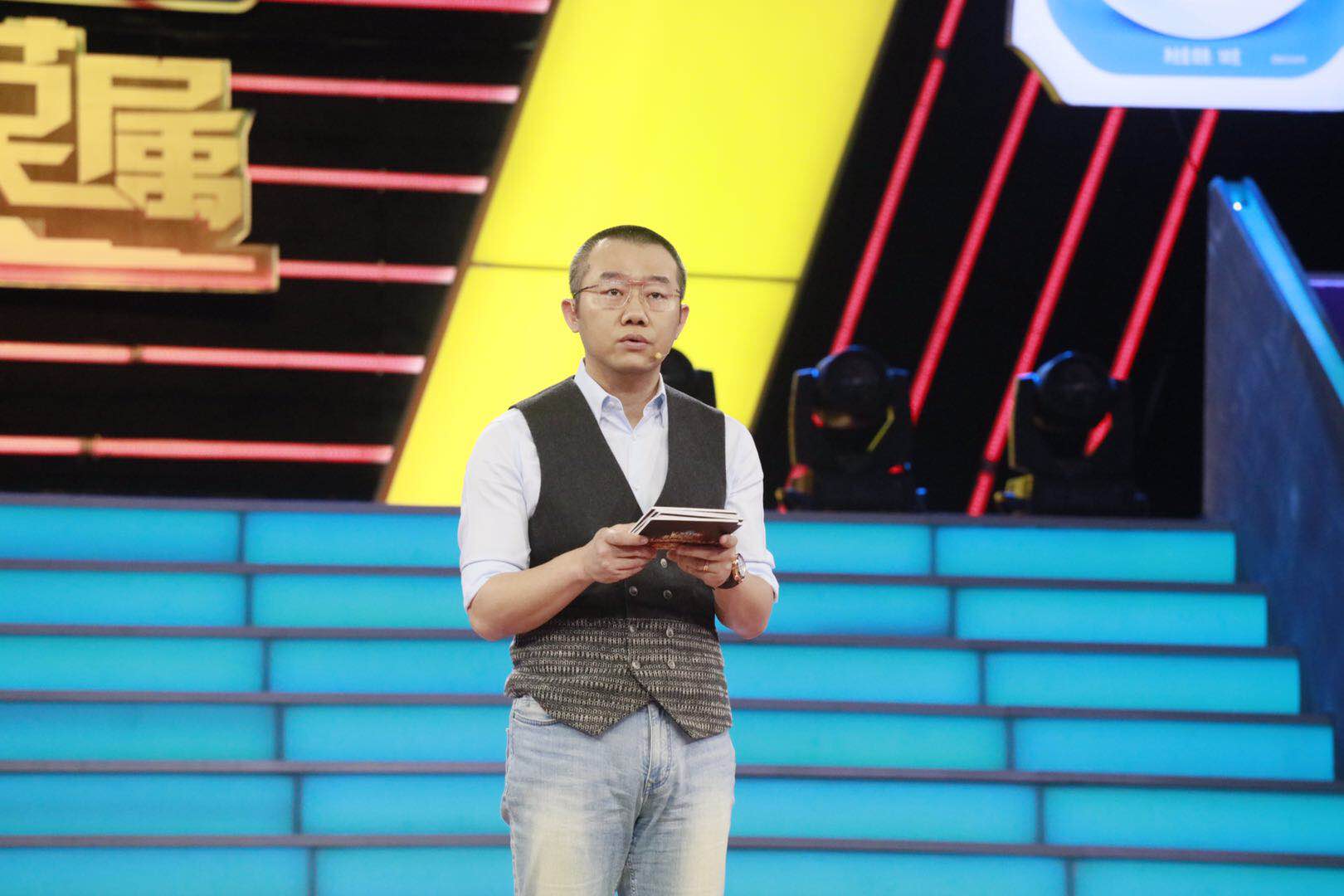 涂磊放弃大好前程,情感导师涂磊退出抖音了吗