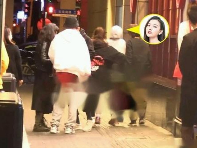 宋祖儿踢路人事件,曝光宋祖儿疑醉酒踢人