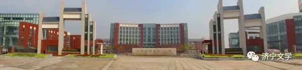 校园情思散文,青涩校园情散文