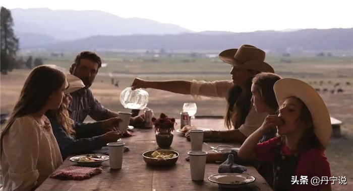 当美国爆发冠状病毒，加州农场主玛丽的繁忙工作和牛仔穿搭