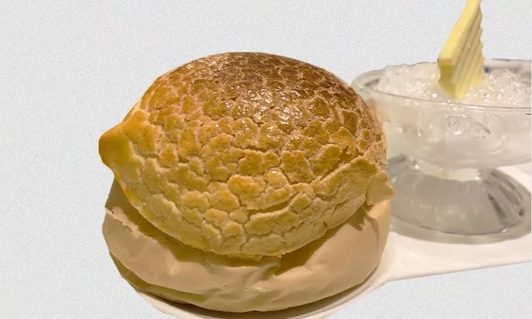 “情人节，男朋友送了我一头羊，现杀的”