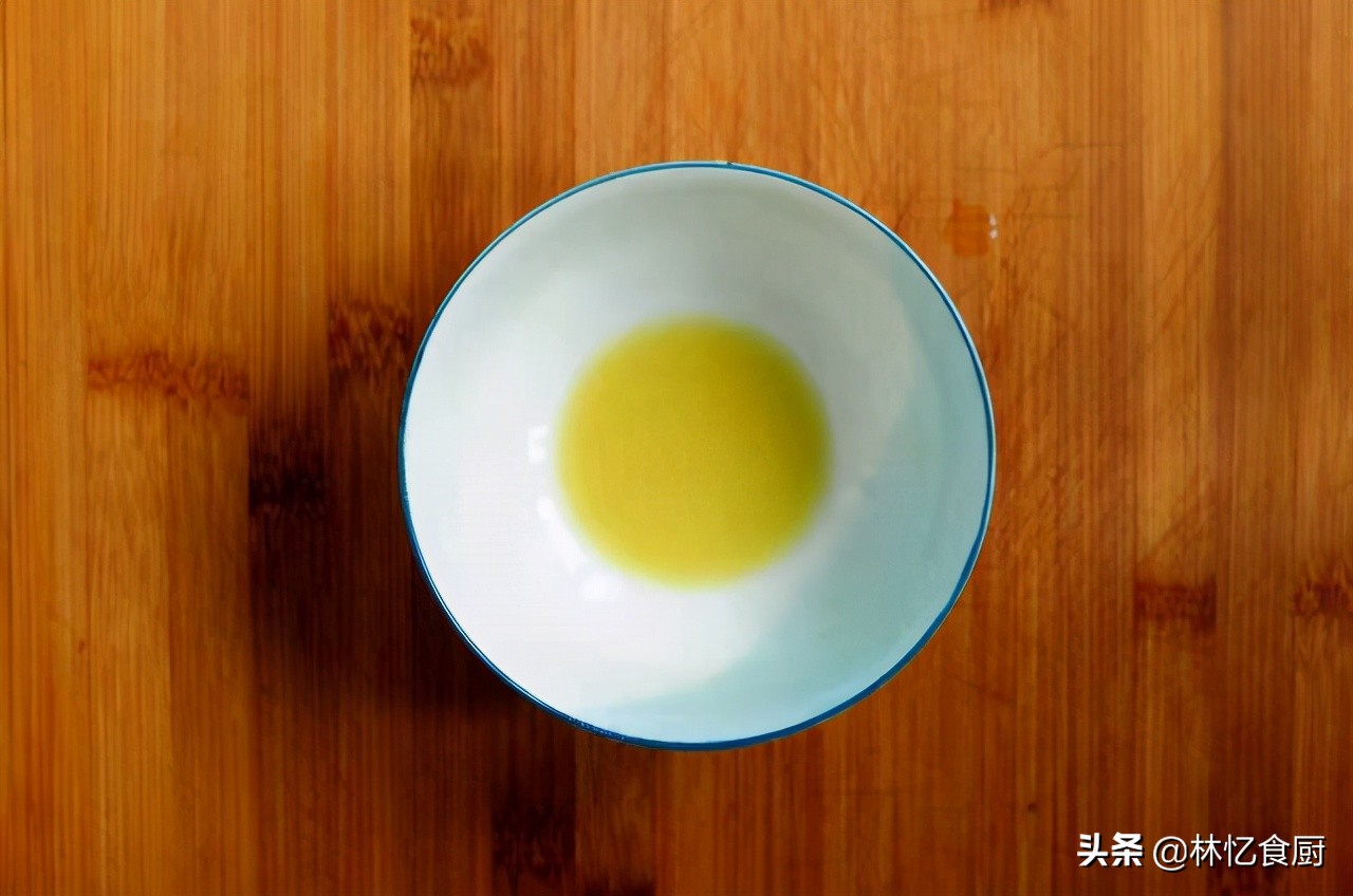 牛肉如何处理炒起来不硬,牛肉怎么处理嫩滑