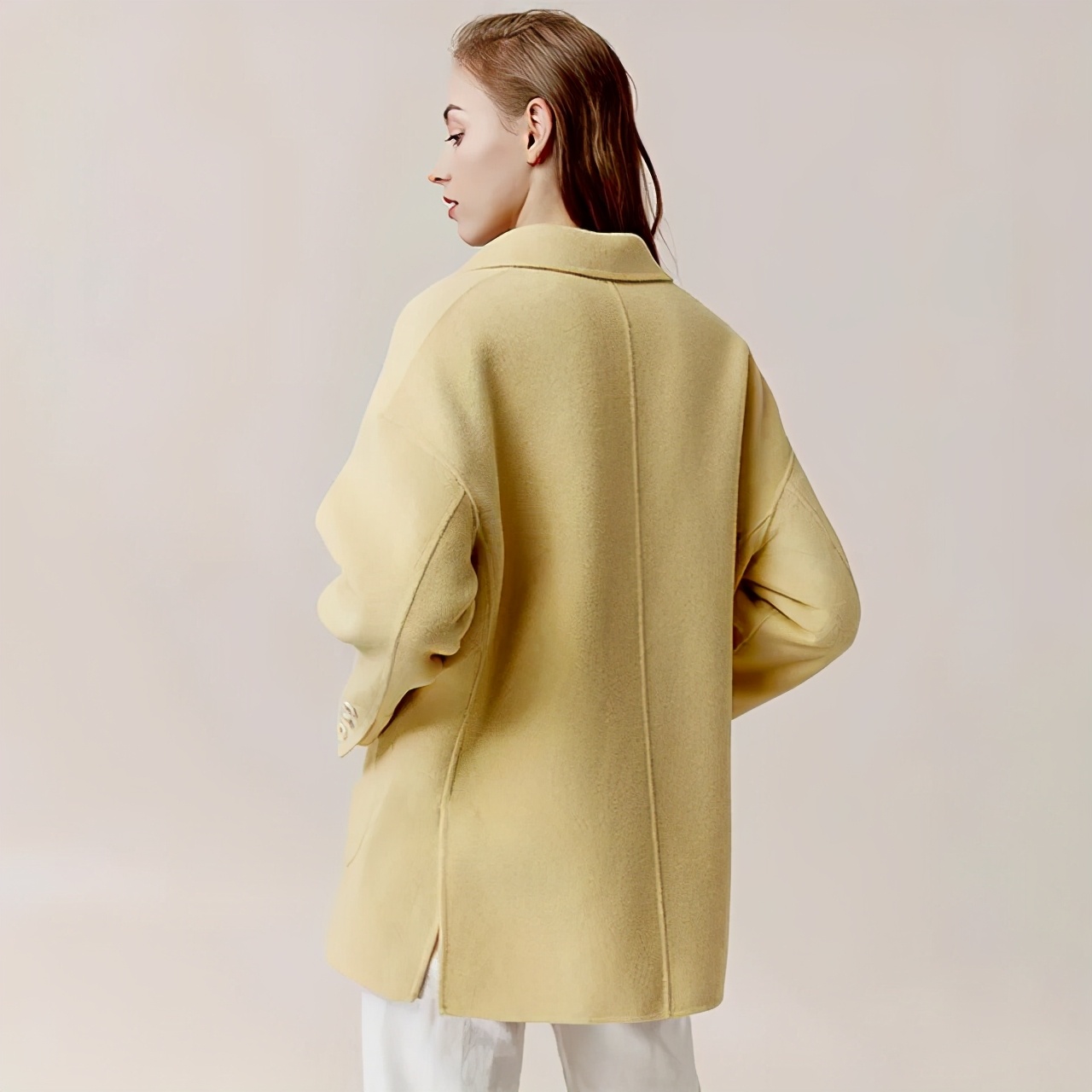 大格子大衣好看吗,焦糖色大衣好看吗