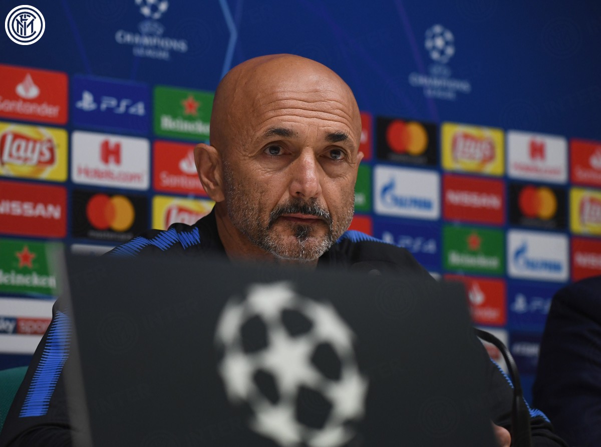 最强阵容再战巴萨！这一战怎能不看，票房已创历史新高