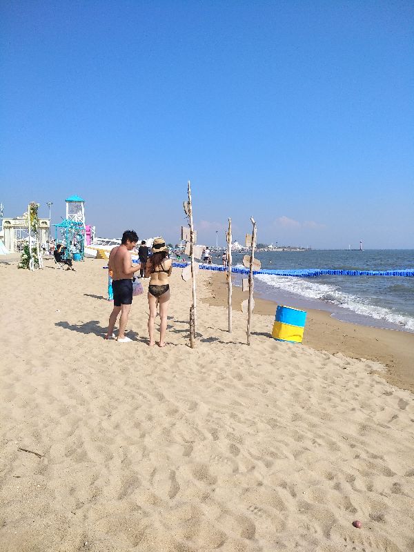 圣托里尼海边,盘锦金帛滩海滨浴场