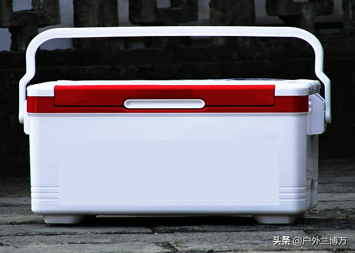 钓椅钓箱哪个最实用,新手选择钓椅和钓箱哪个实用