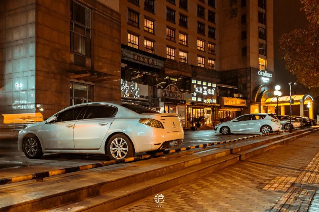 快把那个“魔都”给我叫回来