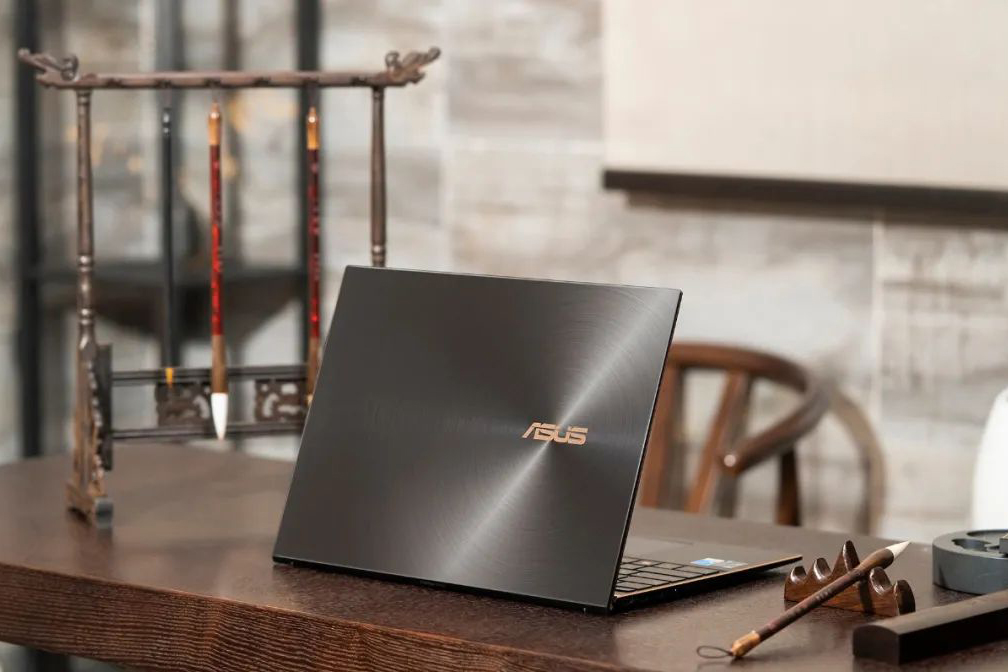 2021旗舰笔记本，8999的华硕灵耀X纵横核心竞争力在哪？