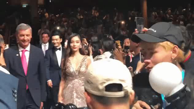 黄晓明和angelababy到底怎么样了,黄晓明和angelababy到底什么关系