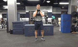 七夕撒狗粮，我只服C罗：肌肉身材搭档迷人娇妻，练腿太重要了