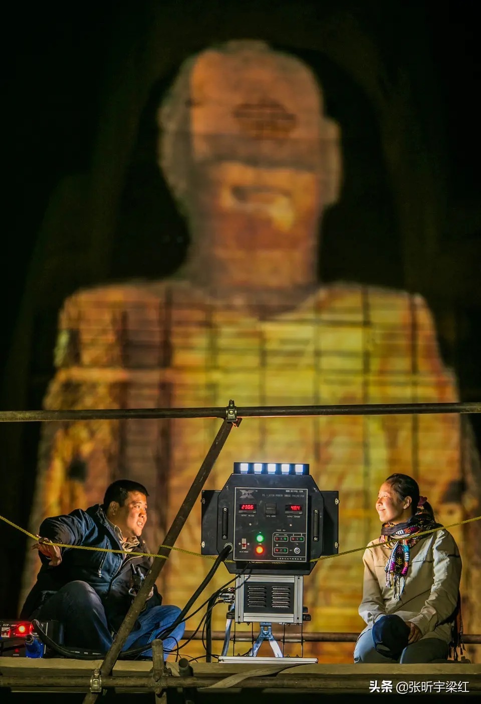 在死海沉浮，探秘无人岛，真正的航海生活比书里精彩一百倍