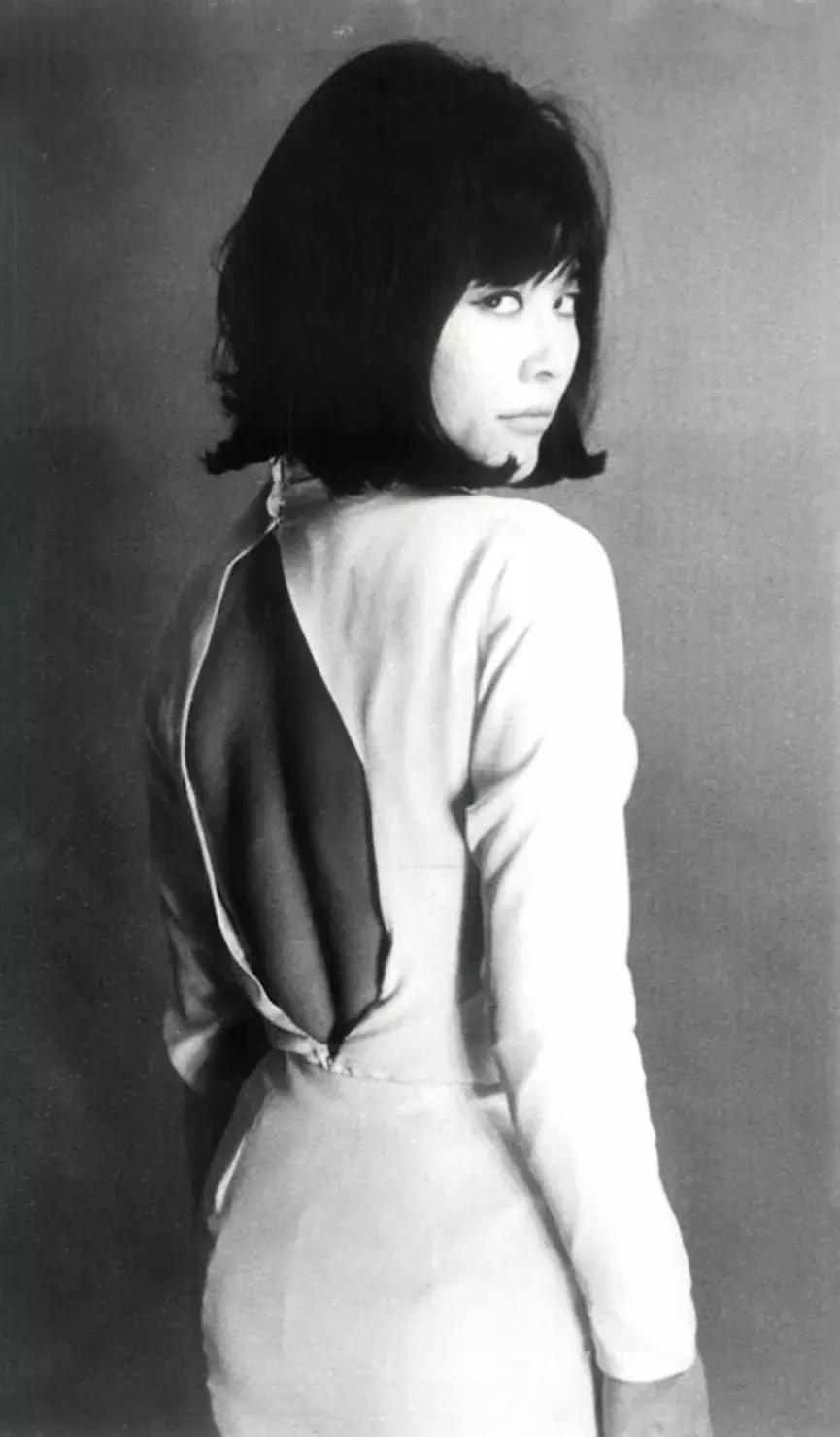 86岁的好莱坞华人教母：我是一只独来独往的豹，不需要结婚