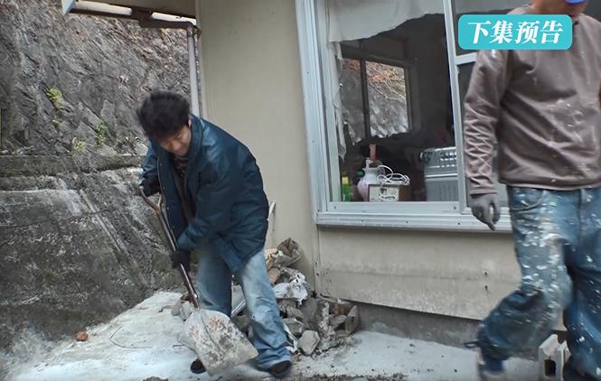 从裸奔大叔到“勇闯天涯”设计师，退休后他在海边给自己盖房子