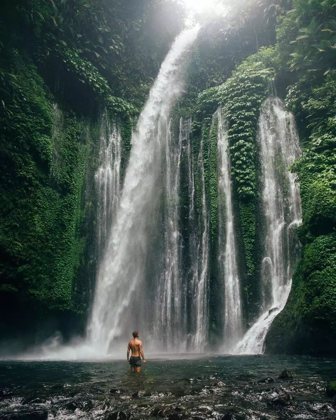 90后清洁工小伙穷游 (一个人穷游中国海上清洁工)