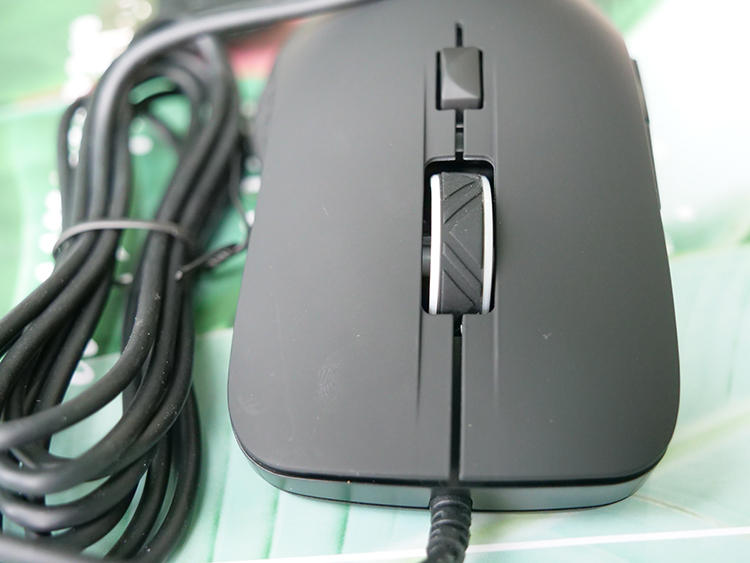 类肤设计加高DPI,钛度这鼠标手感炸裂