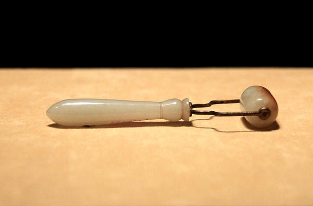 如懿传魏嬿婉头饰盘点,如懿传里面的魏嬿婉为何穿龙袍