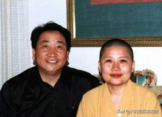 李娜高原天籁之音,李娜第一次唱青藏高原是哪一年