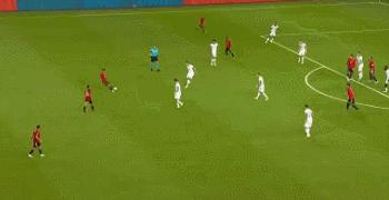 西班牙6-0德国的背后:主帅决定球队气质技术流也能硬如铁