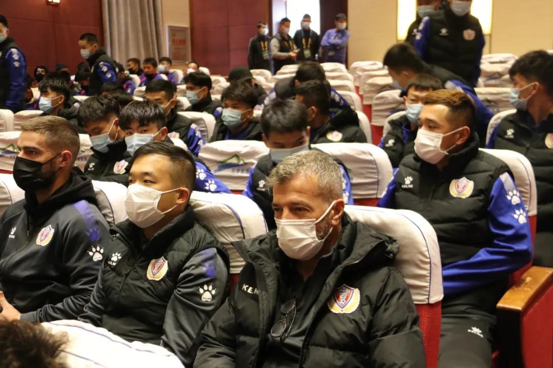 中国足协召开中乙动员会陈戌源主席提出4点要求