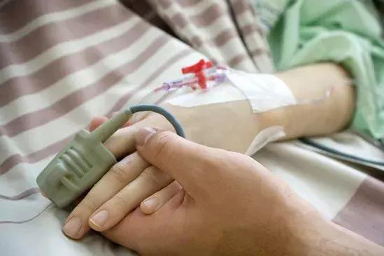 痛风药物哪种副作用小,痛风发作最好止痛药