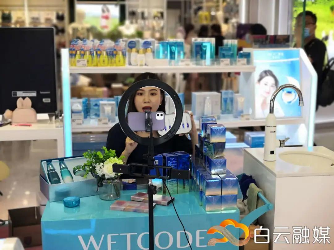 鏄庢槦浜у搧鐩存挱棰勭儹,鏄庢槦浜у搧鐩存挱绉掓潃