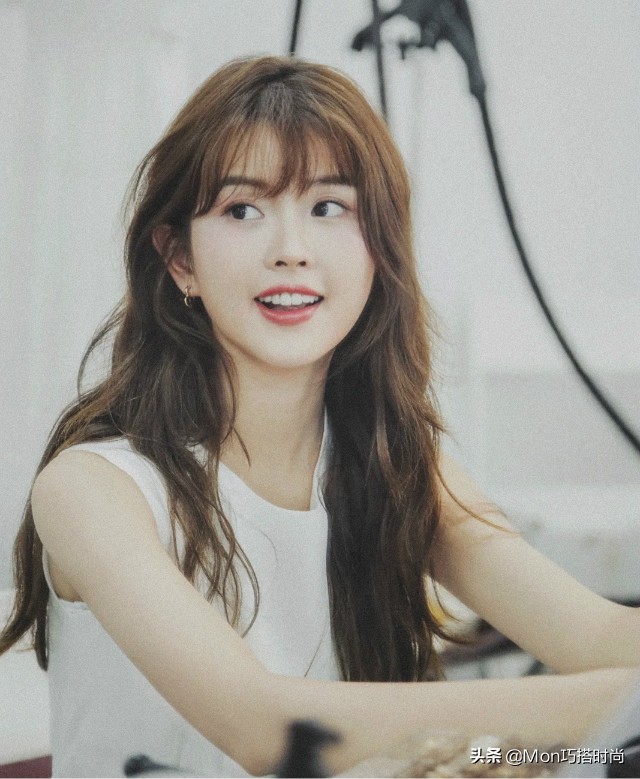 为什么一卷发就显老,为什么你烫的头发显老气