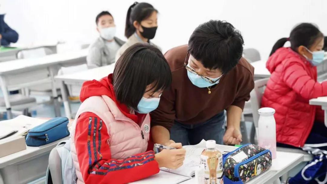 教研会中途被叫停，这件事在江博教育的课堂上是硬要求