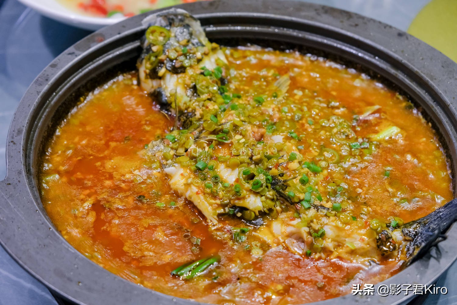 香辣味道让你一口接一口停不下来,喜欢吃辣的就选香辣的很过瘾