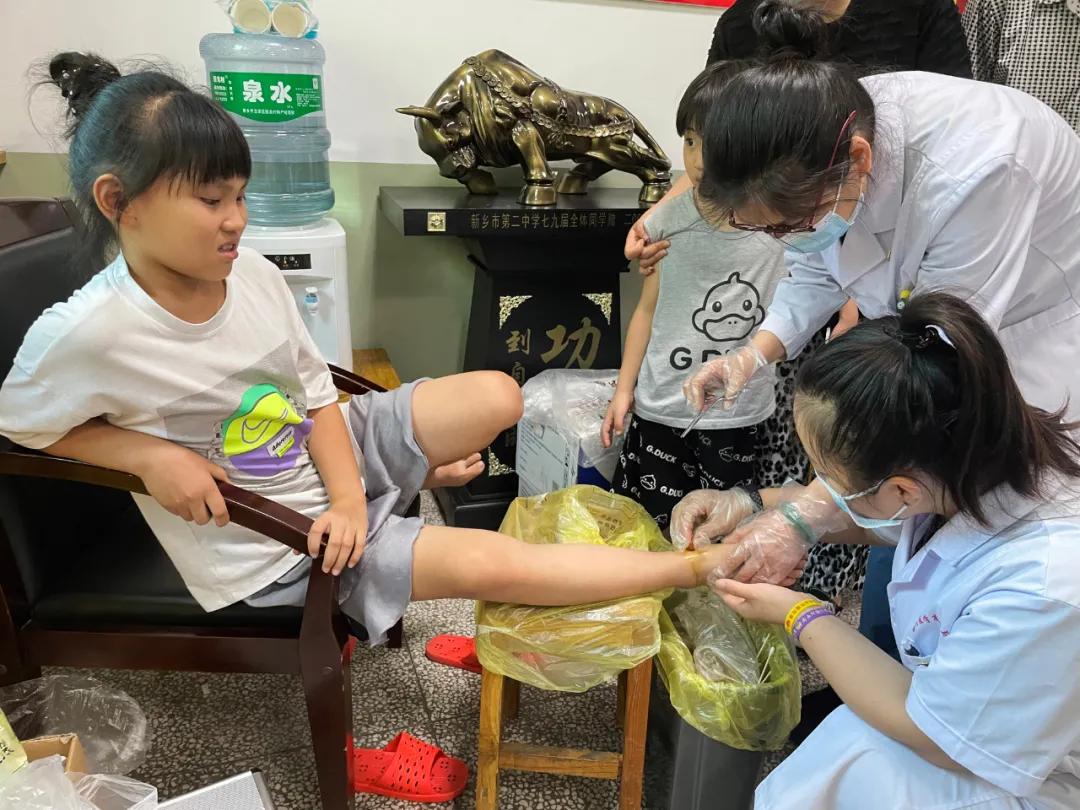 人在新乡，我们的家还在水里