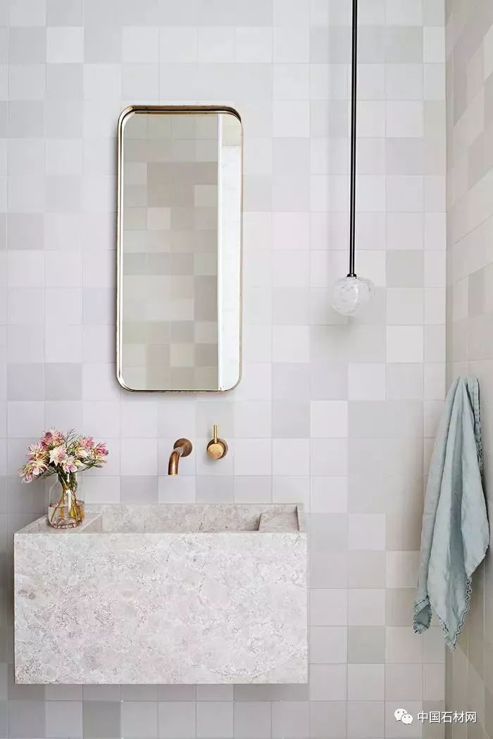 米黄色大理石小块装饰效果,灰色大理石装饰给人的感觉