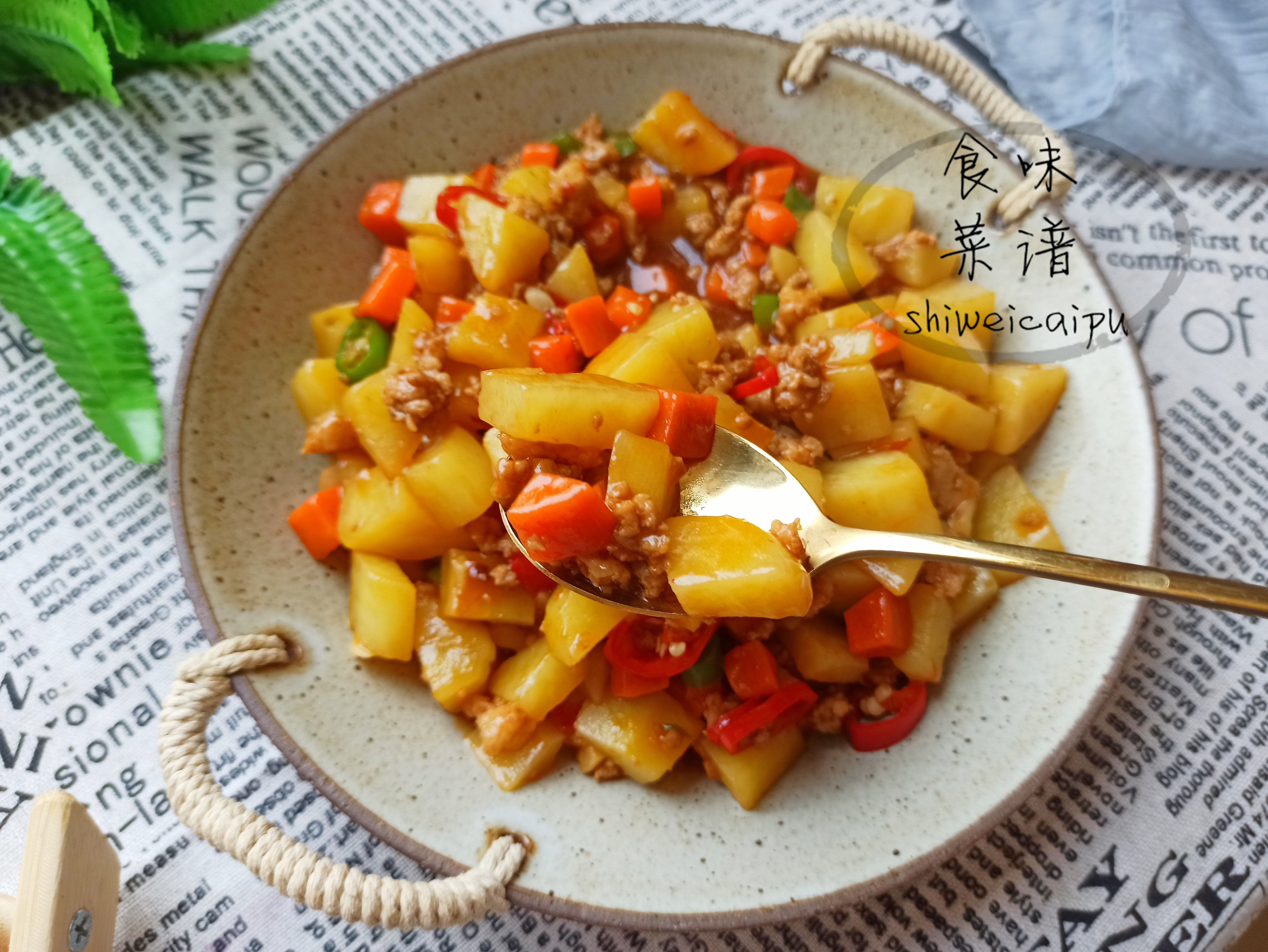 土豆肉末新吃法软嫩可口鲜香美味,土豆炖鸡家常做法鲜香入味