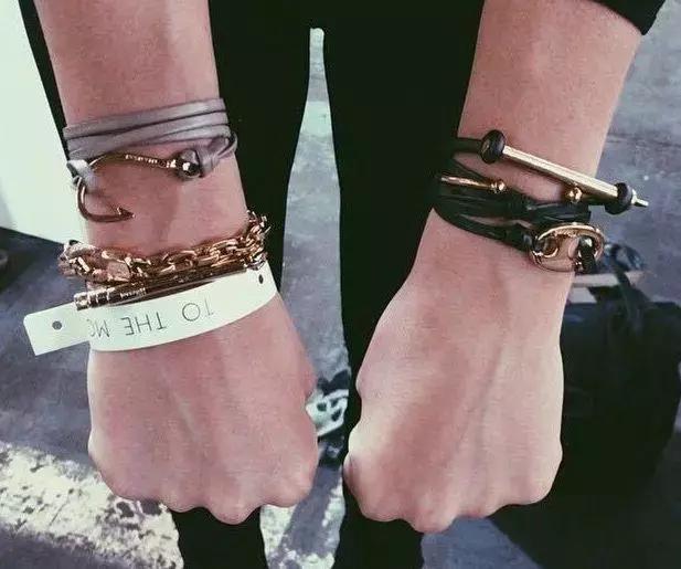 男士简约手串搭配,男士手串搭配什么简单大气