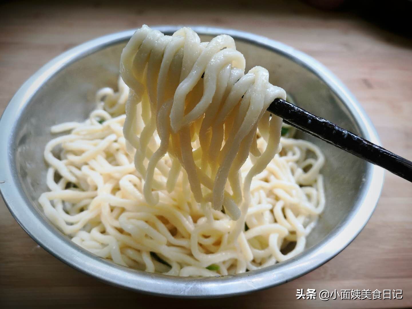 大热天教你做凉面调料,大热天的自己在家做凉面好香啊