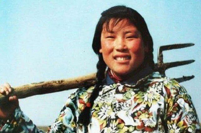 中国最大钻石多少钱一只,中国最大最贵的钻石多少钱一克