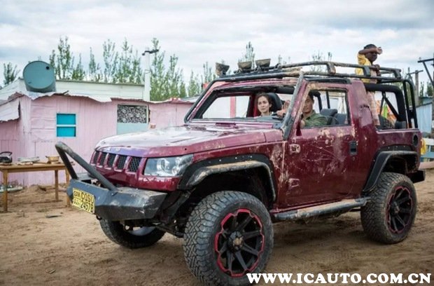 广州市花都区北京汽车bj40,北京汽车bj40两门的是几座