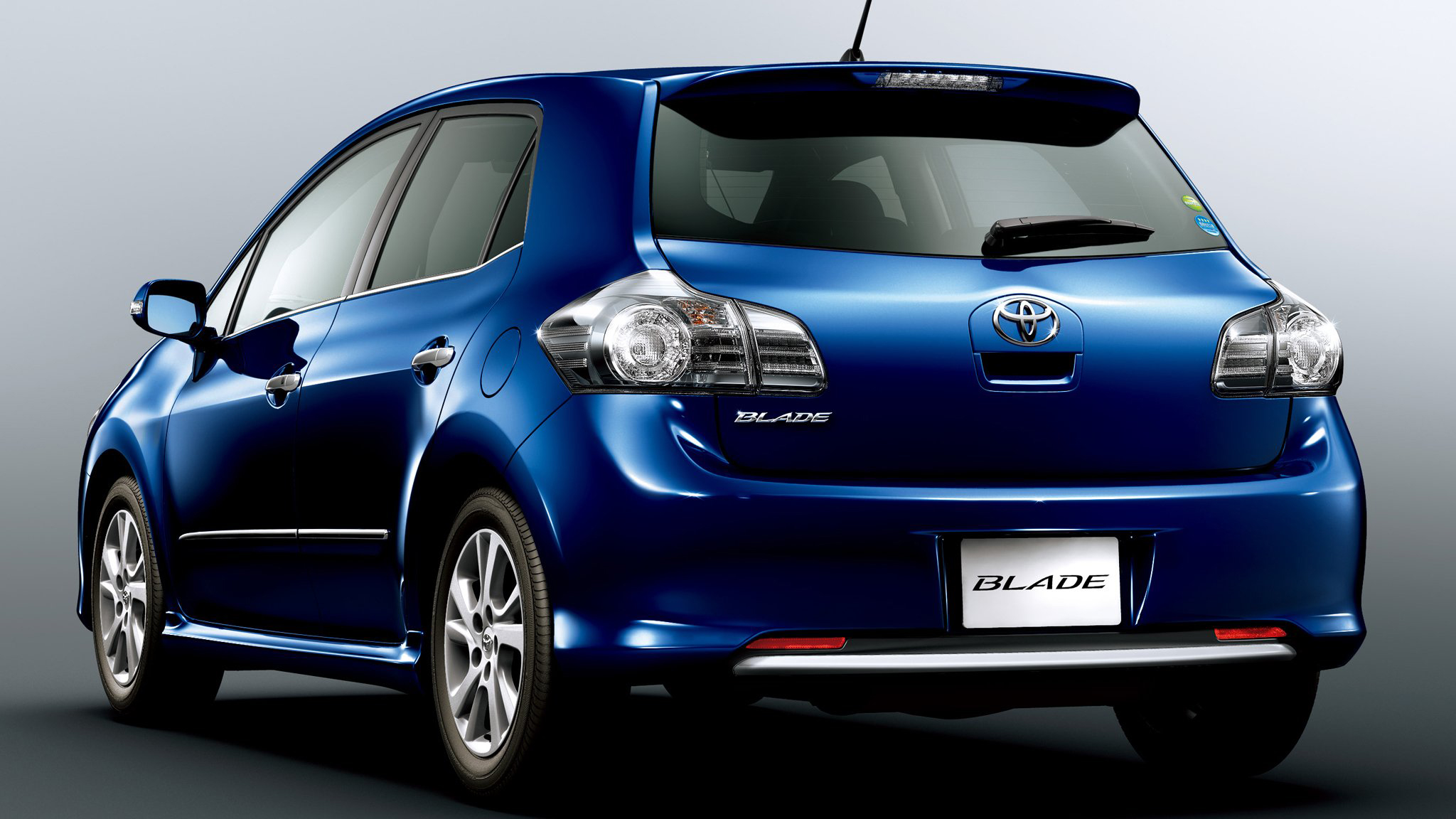 丰田23款卡罗拉有什么版本,丰田最好的三款车卡罗拉