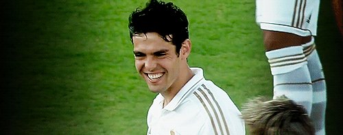 哥劝你踢球要潇洒!21世纪足坛三大潇洒哥