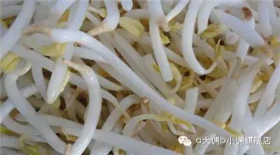 衣服弄脏了要用什么东西洗掉,衣服有静电粘的脏东西怎么去除