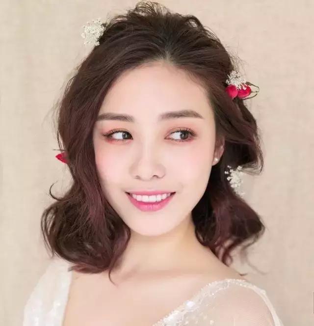 短发新娘发型教程超级高贵又大气,短发怎么打理成新娘发型