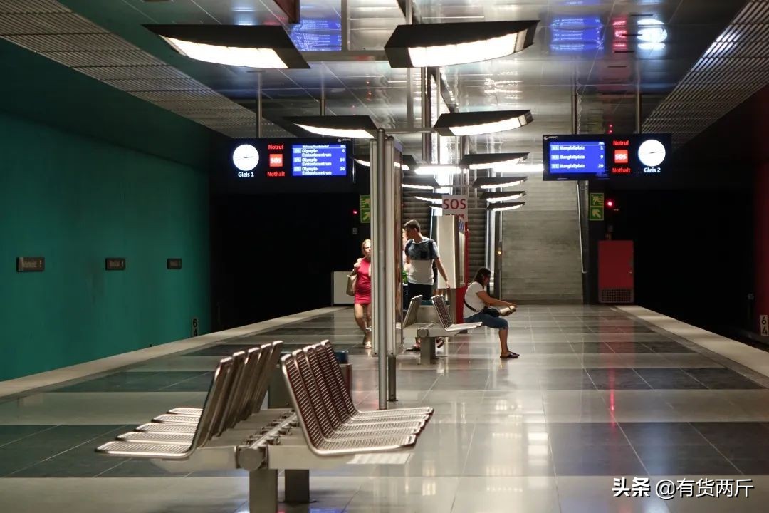 一站一景,一站一景地铁